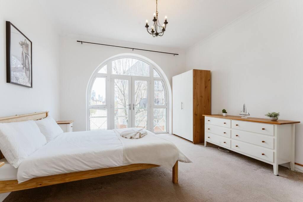 Spacious Ensuite Room Near Top Tourist Attractions 런던 외부 사진